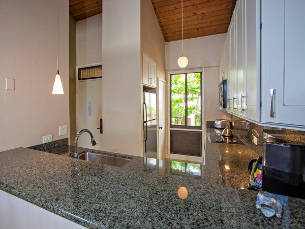 Nothing Short of Amazing Three Bedroom Maui Beach Retreat