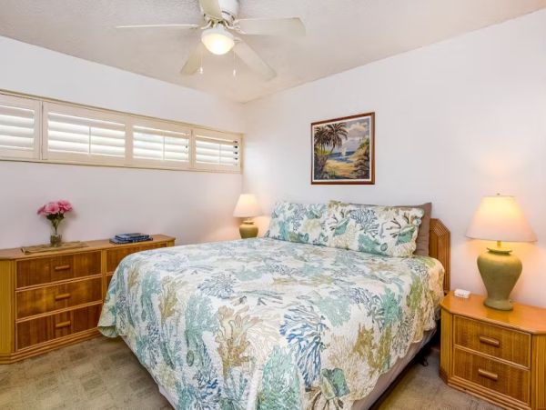 Kihei Oceanfront One Bedroom Condo. Wheelchair Accessible!
