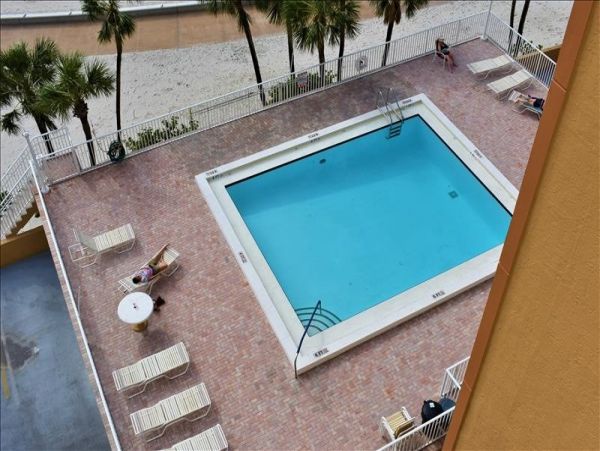 Treasure Island Condo 967854