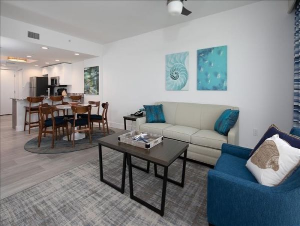 Stunning Treasure Island Beachfront Condo