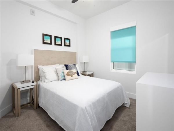 Stunning Treasure Island Beachfront Condo