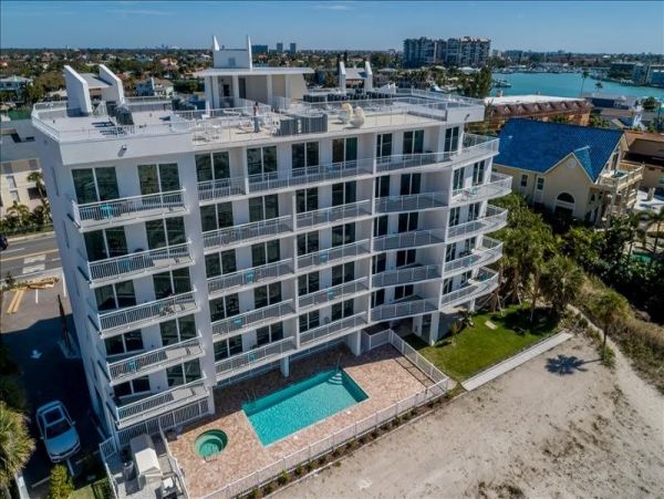 Stunning Treasure Island Beachfront Condo