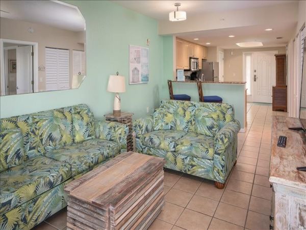 Treasure Island Beachfront Condo Florida Gulf Coast Vacation Rental with Pool & Hot Tubs