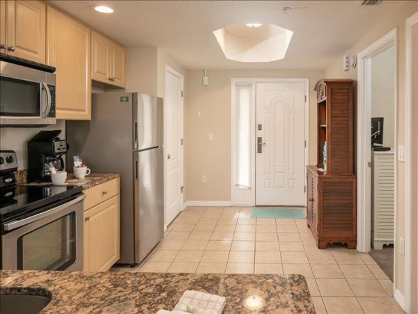 Treasure Island Beachfront Condo Florida Gulf Coast Vacation Rental with Pool & Hot Tubs