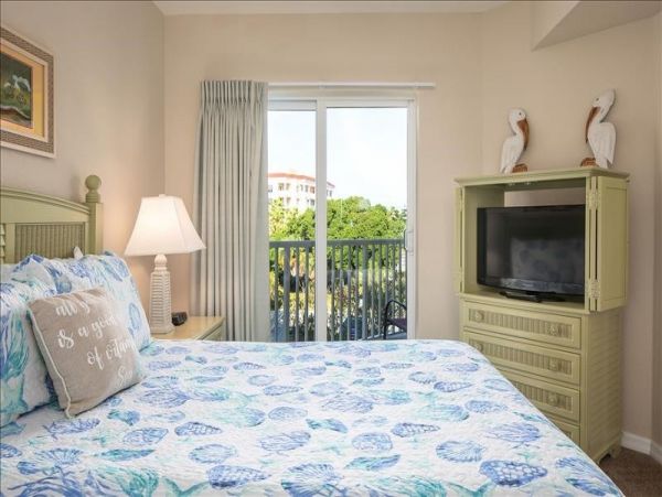 Treasure Island Beachfront Condo Florida Gulf Coast Vacation Rental with Pool & Hot Tubs