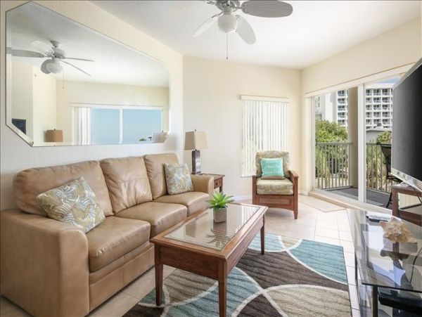 Beachside Vacation Condo Pool NEW ARRIVAL