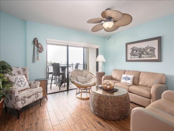 Quiet Luxury Complex at the Southern end of Sunset Beach