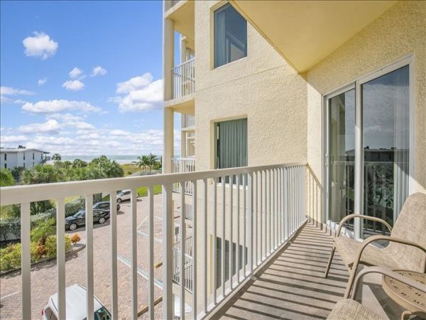 Treasure Island Condo 967873