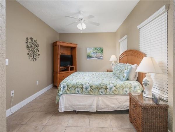 Treasure Island Condo 967874