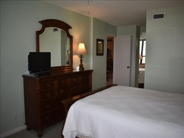 Treasure Island Condo 967877