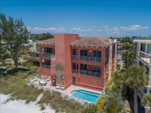 Treasure Island Condo 967882