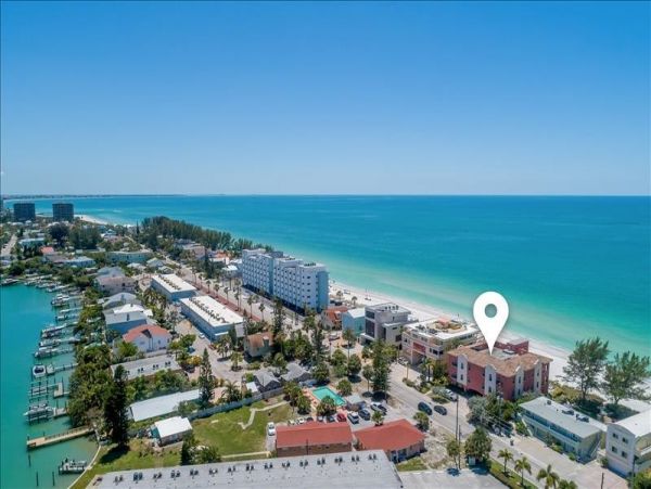 Treasure Island Condo 967882