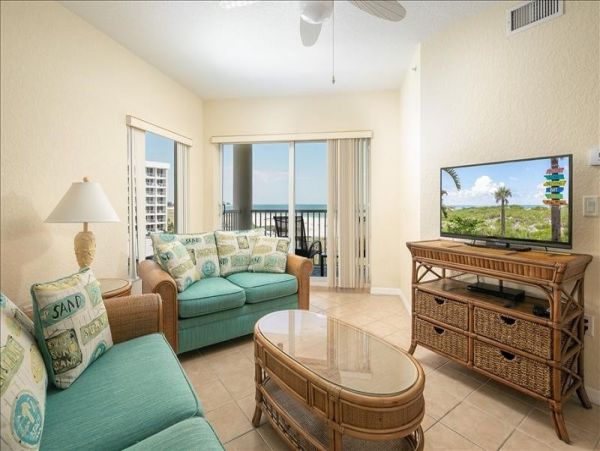 Treasure Island Beach Condo NEW ARRIVAL