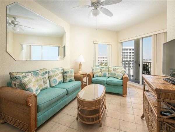 Treasure Island Beach Condo NEW ARRIVAL