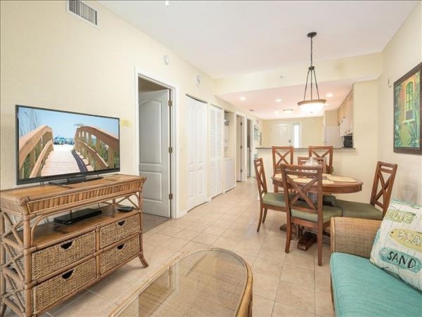 Treasure Island Beach Condo NEW ARRIVAL