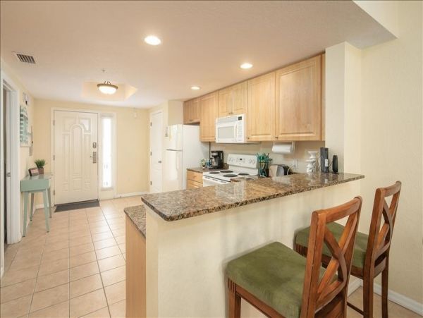 Treasure Island Beach Condo NEW ARRIVAL