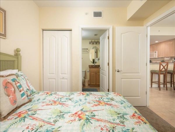Treasure Island Beach Condo NEW ARRIVAL