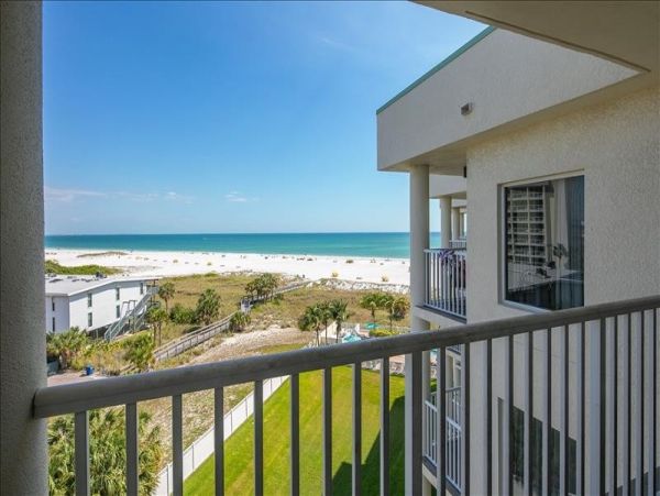 Treasure Island Beach Condo NEW ARRIVAL