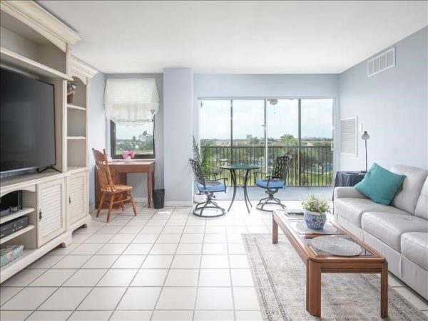 Treasure Island Condo 967892