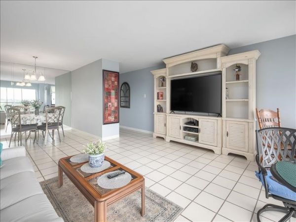 Treasure Island Condo 967892