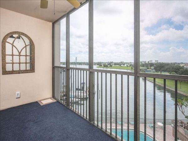 Treasure Island Condo 967892