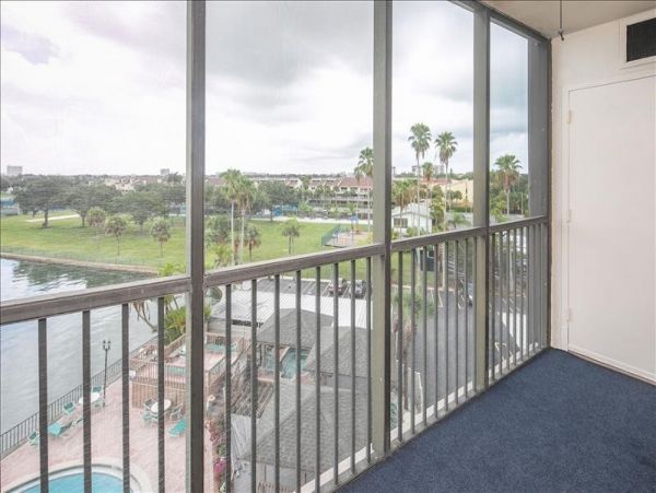 Treasure Island Condo 967892