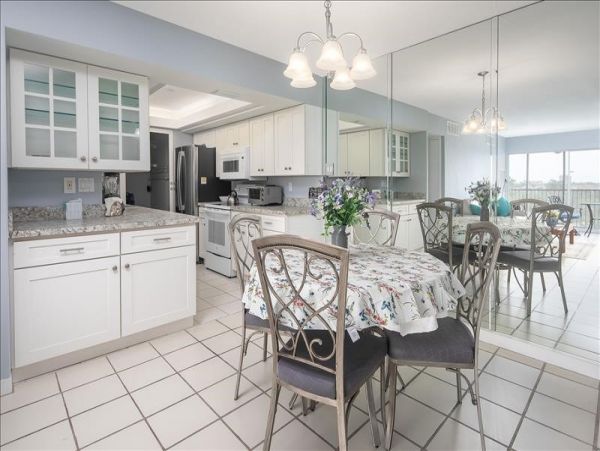 Treasure Island Condo 967892