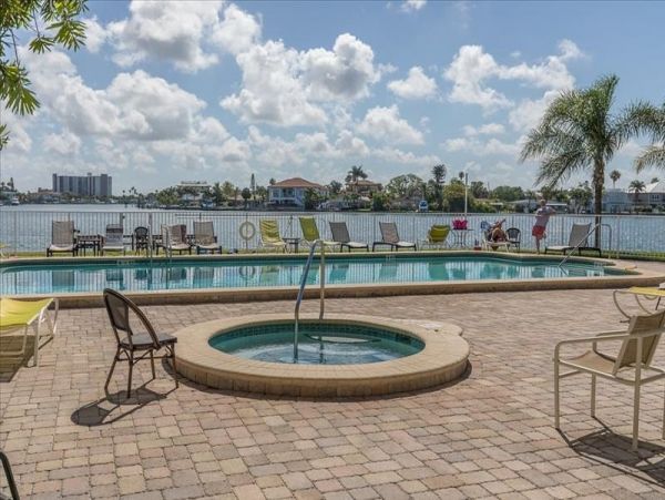 Treasure Island Condo 967893