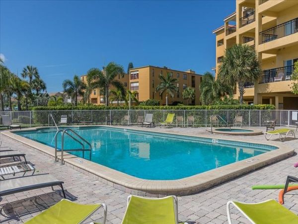 Treasure Island Condo 967893