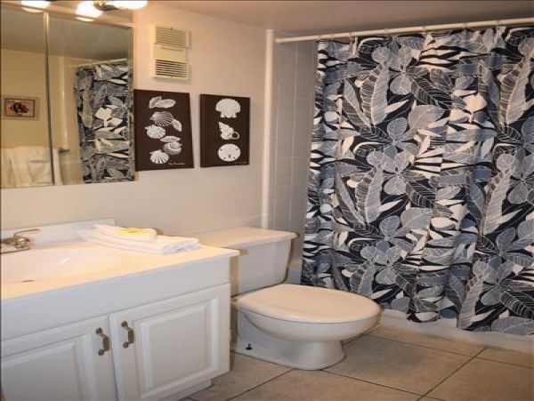 Treasure Island Condo 967900