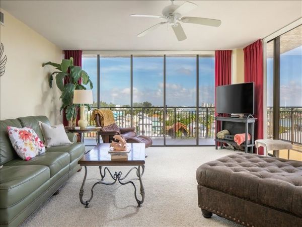 Treasure Island Condo 967908