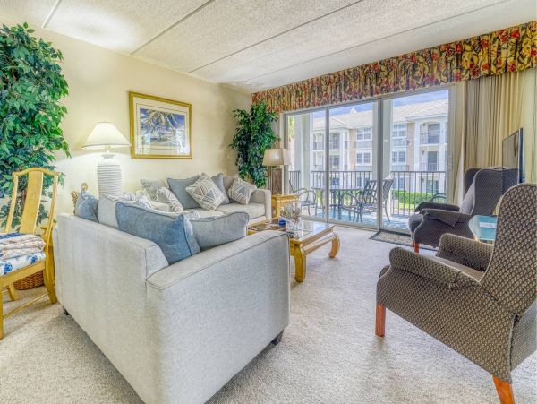 Belleair Beach Lovely Residence Sleeps 6