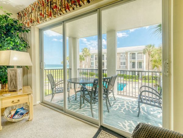 Belleair Beach Lovely Residence Sleeps 6