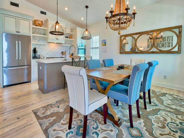 Three Bedroom Madeira Beach Vacation Home Steps to Beach