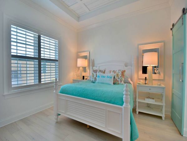 Three Bedroom Madeira Beach Vacation Home Steps to Beach