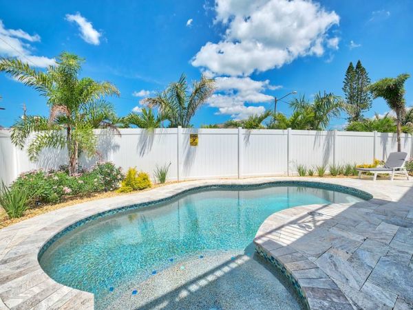 Three Bedroom Madeira Beach Vacation Home Steps to Beach