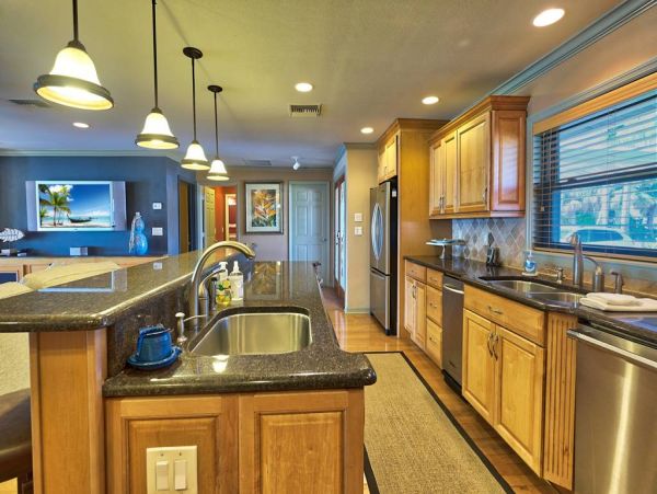 Waterfront Pool Vacation Home in Indian Rocks Beach Sleeps 10