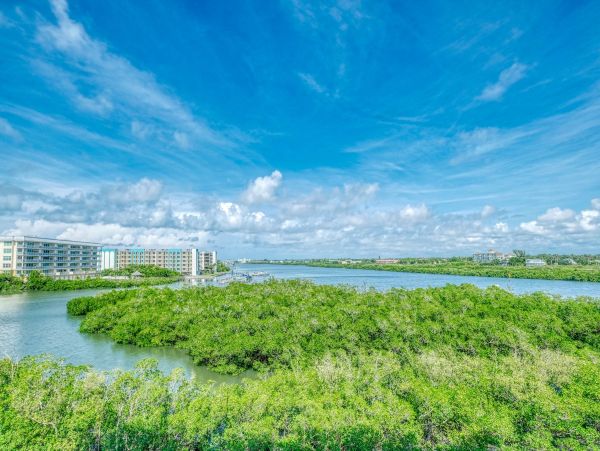 Indian Shores 2 Bedroom Vacation Condo with Bay Views