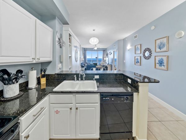 Panama City Beach 3 Bedroom/2 Bath Vacation Home Sleeps 11 Guests
