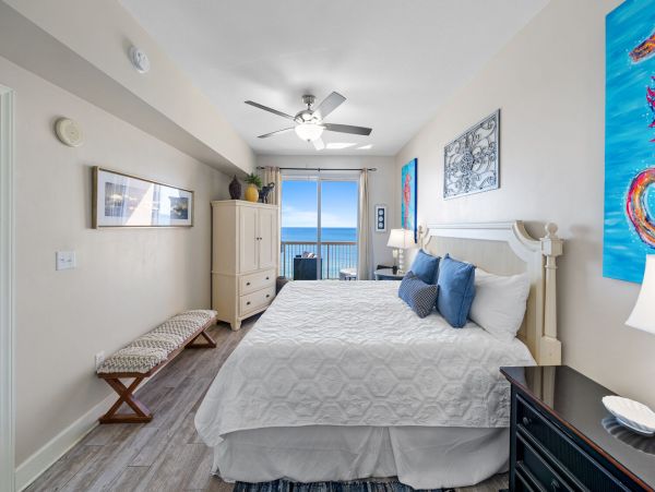 Panama City Beach 3 Bedroom/2 Bath Vacation Home Sleeps 11 Guests