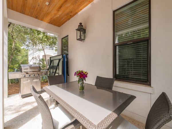 Luxury 4 Bedroom Vacation Home in Rosemary Beach Close to Beach