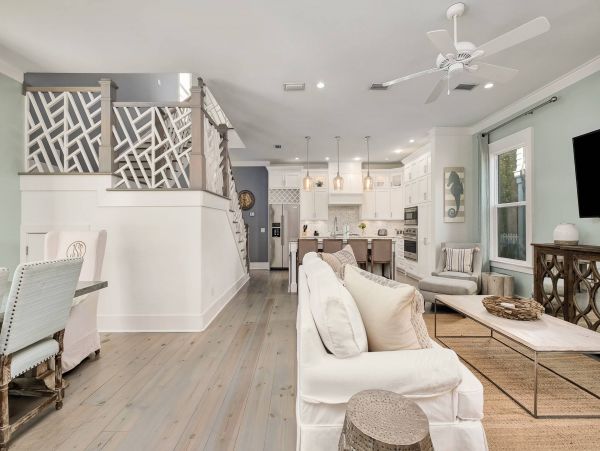 Luxury 4 Bedroom Vacation Home in Rosemary Beach Close to Beach