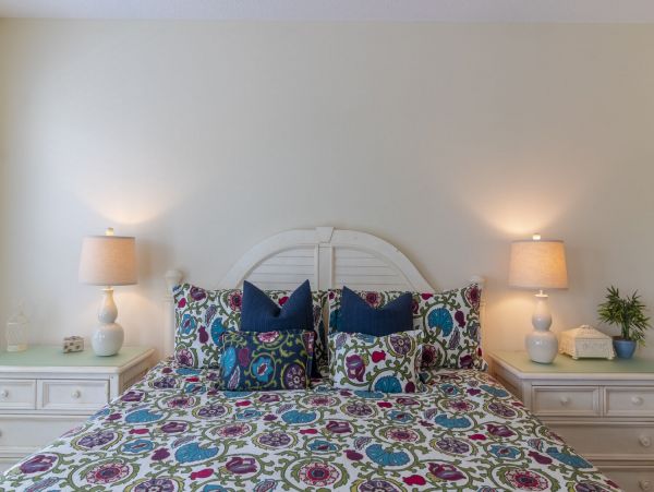 4 bedroom-4 Bathroom House across the street from the beach with community pool