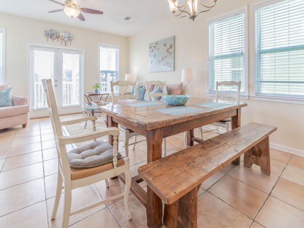 4 bedroom-4 Bathroom House across the street from the beach with community pool