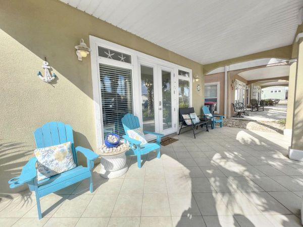 Panama City Beach Lovely Three Bedroom Stroll to Beach Home