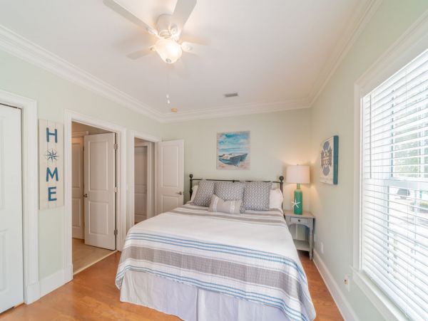 Inlet Beach Vacation Home Five Bedroom Walk to Beach