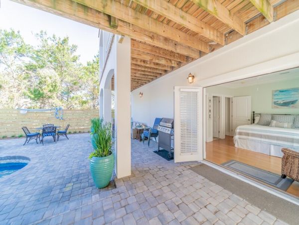 Inlet Beach Vacation Home Five Bedroom Walk to Beach