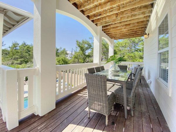 Inlet Beach Vacation Home Five Bedroom Walk to Beach