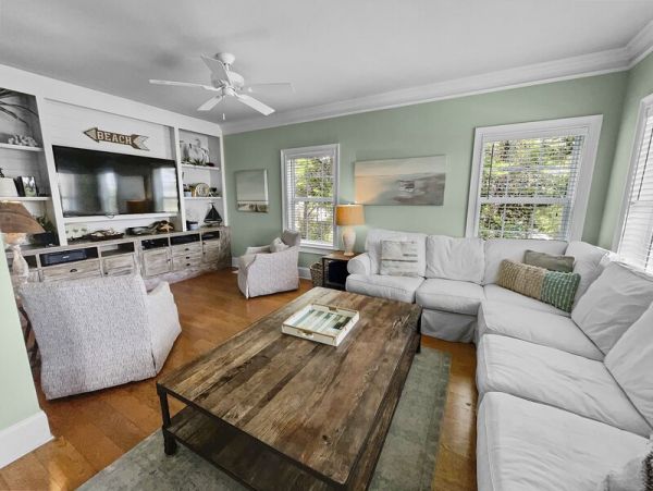 Inlet Beach Vacation Home Five Bedroom Walk to Beach