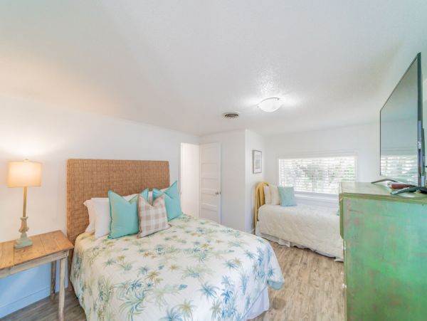 Grayton Beach Amazing Residence- One Min Walk to Beach